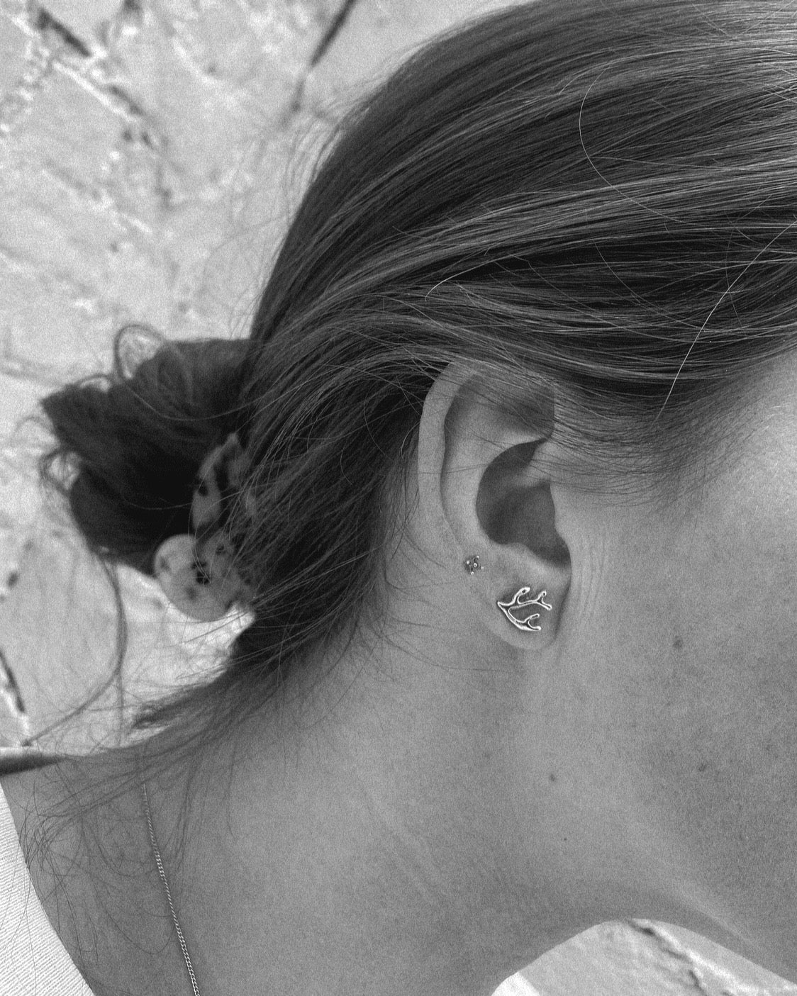 Coral earstud