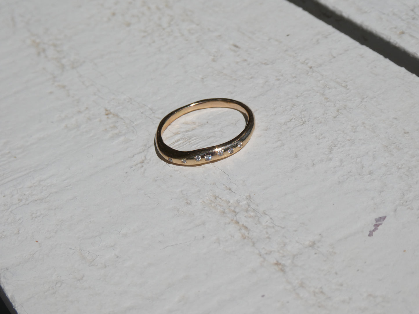 Wave ring