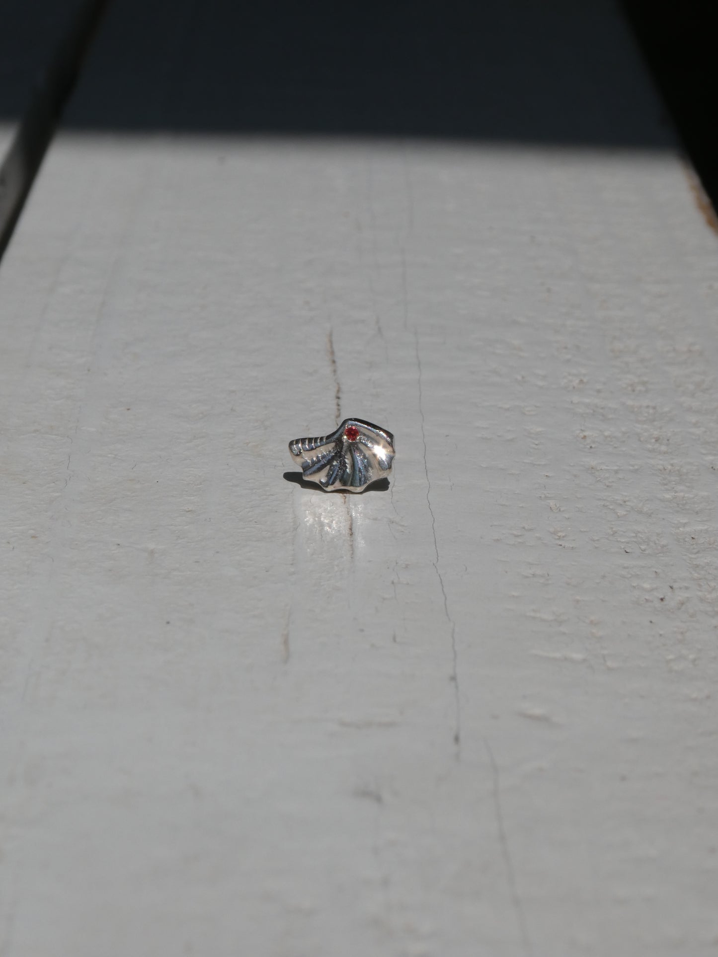 Deep sea shell sapphire earstud