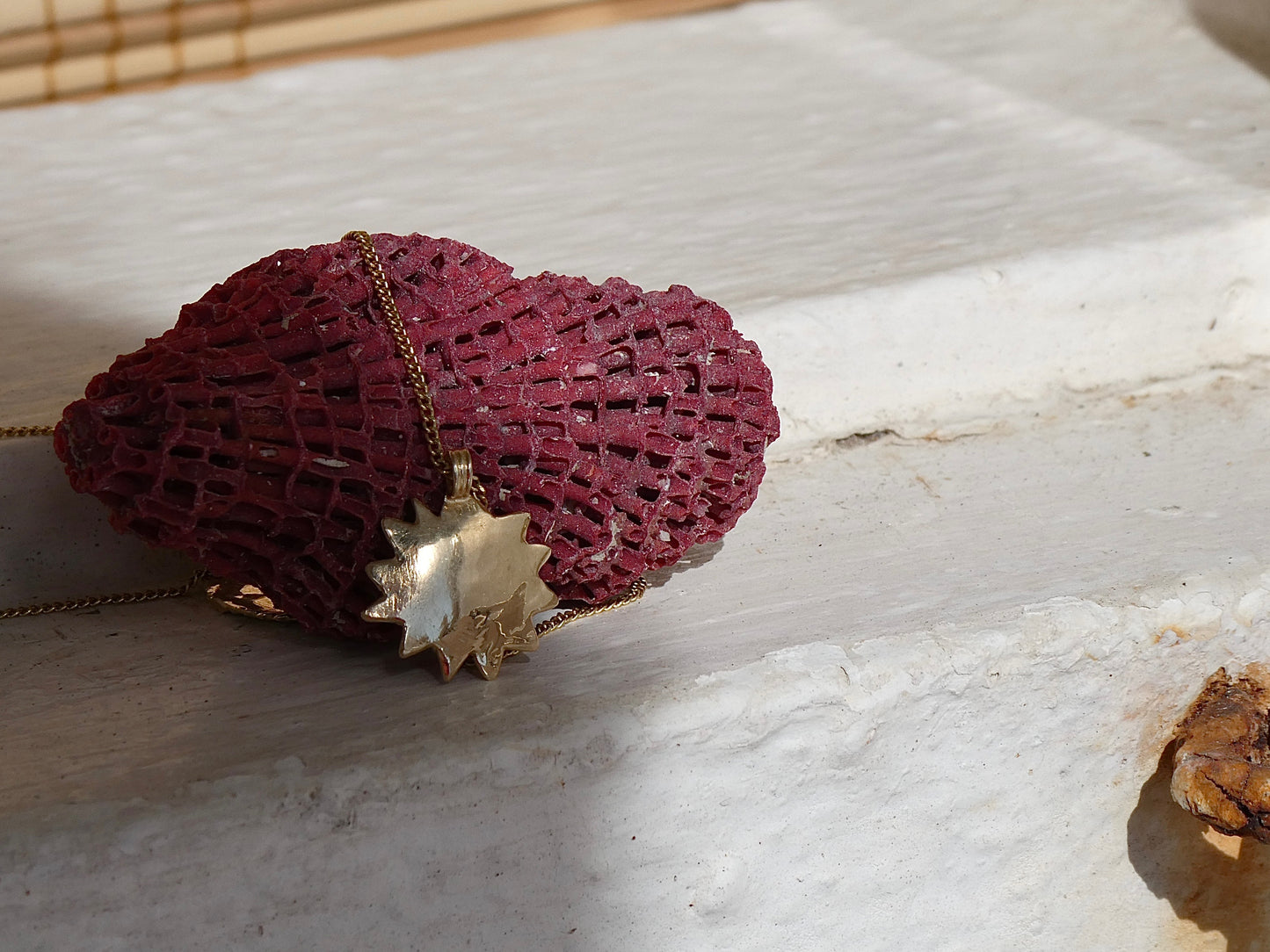 Sunny day pendant